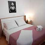 Pipi Apartment *
