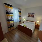 Pipi Apartment *
