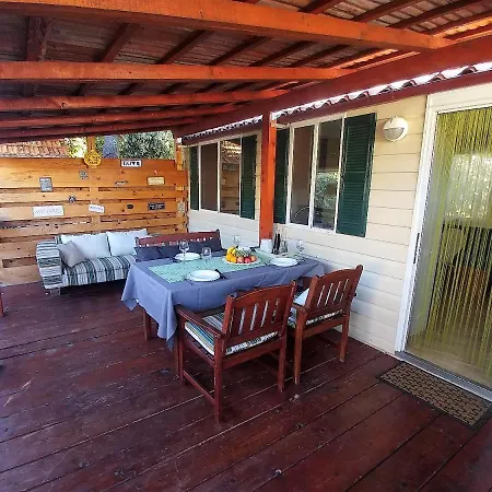 アパート Pipi Pakoštane